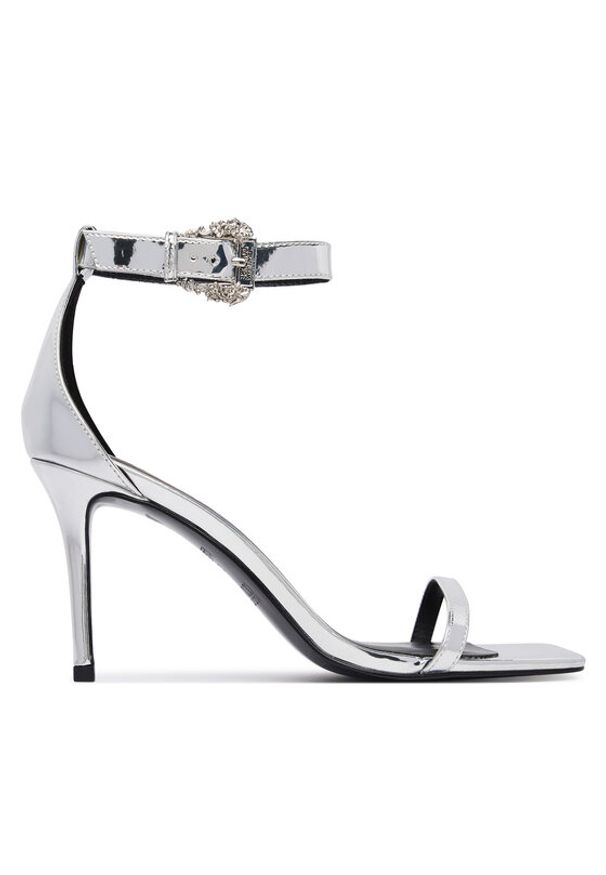 Versace Jeans Couture Sandały 80VA3S76 ZS406 Srebrny. Kolor: srebrny. Materiał: skóra