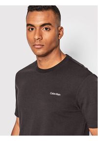 Calvin Klein T-Shirt Micro Logo Interlock K10K109894 Czarny Regular Fit. Kolor: czarny. Materiał: bawełna #2