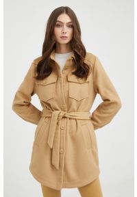 Guess płaszcz wełniany kolor beżowy przejściowy. Okazja: na co dzień. Kolor: żółty. Materiał: wełna. Styl: casual #1