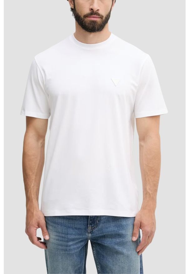 Guess - GUESS Biały męski t-shirt na krótki rękaw Small Patch, Rozmiar L. Okazja: na co dzień. Kolor: biały. Długość rękawa: krótki rękaw. Długość: krótkie. Styl: casual, klasyczny