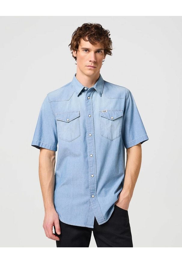 Wrangler - WRANGLER SS WESTERN SHIRT MĘSKA KOSZULA Z KRÓTKIM RĘKAWEM LIGHT STONE 112350573. Długość rękawa: krótki rękaw. Długość: krótkie