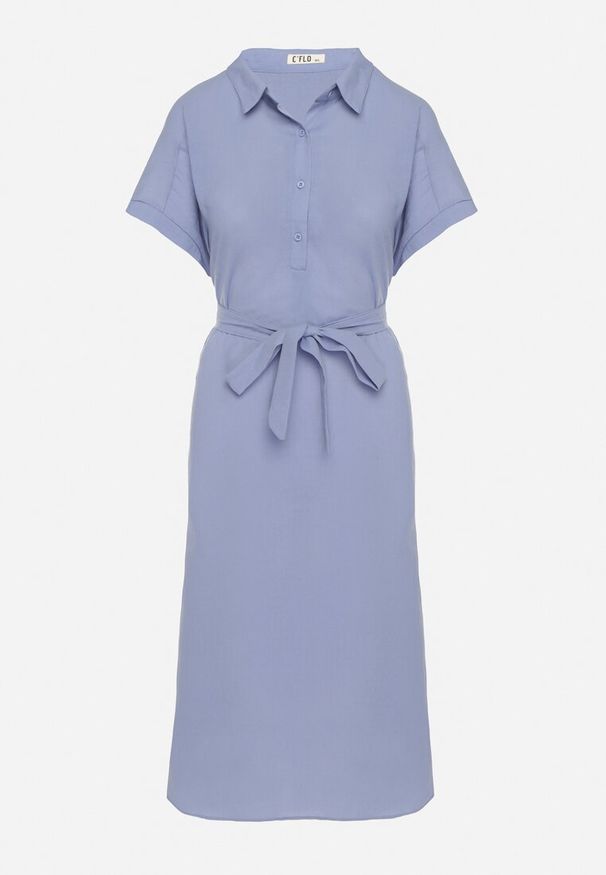 Born2be - Granatowa Sukienka z Wiskozy o Koszulowym Kroju z Wiązanym Paskiem Danisna. Okazja: na co dzień. Kolor: niebieski. Materiał: wiskoza. Długość rękawa: krótki rękaw. Wzór: aplikacja. Typ sukienki: koszulowe. Styl: klasyczny, casual, elegancki. Długość: midi