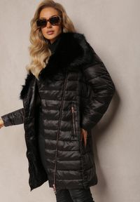 Renee - Czarna Długa Kurtka Ozdobiona Futerkiem na Kołnierzu i Pikowaniem Novenna. Kolor: czarny. Materiał: futro. Długość: długie. Wzór: aplikacja #2