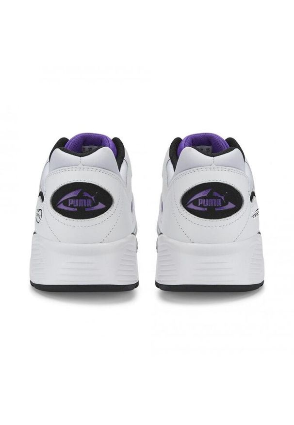Buty do chodzenia męskie Puma Prevail Royal. Zapięcie: sznurówki. Kolor: biały. Materiał: guma, skóra, tkanina, materiał, syntetyk. Szerokość cholewki: normalna. Sport: turystyka piesza