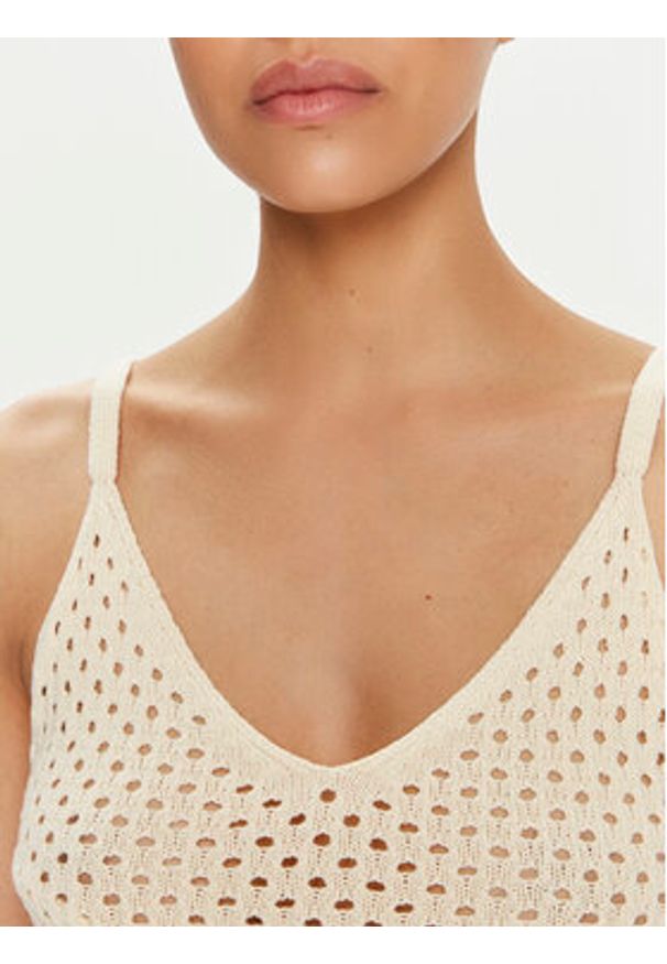 Vero Moda Top Kailey 10300201 Beżowy Slim Fit. Kolor: beżowy. Materiał: bawełna