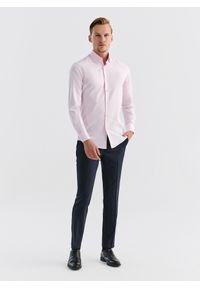 Pako Lorente - PAKO LORENTE – Gładka elegancka koszula męska w kolorze różowym. Typ kołnierza: kołnierzyk klasyczny. Kolor: różowy. Materiał: bawełna. Długość rękawa: długi rękaw. Długość: długie. Wzór: gładki. Styl: elegancki #7
