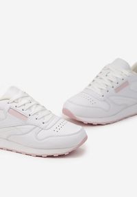 Born2be - Biało-Różowe Sneakersy Visco. Okazja: na co dzień. Nosek buta: okrągły. Kolor: biały. Materiał: materiał. Szerokość cholewki: normalna #4