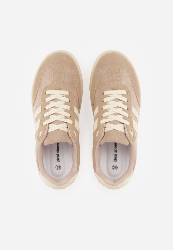 Born2be - Ciemnobeżowe Sneakersy na Kauczukowej Grubej Podeszwie z Paskami po Bokach Ninlili. Okazja: na co dzień. Zapięcie: pasek. Kolor: beżowy. Materiał: kauczuk