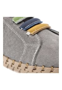 Półbuty damskie Vinceza, ze skóry naturalnej zamszowej kolorowe gumki elastyczne lekka elastyczna podeszwa casual, szare, 95377. Okazja: na co dzień. Zapięcie: pasek. Kolor: szary. Materiał: zamsz, skóra. Szerokość cholewki: normalna. Wzór: kolorowy. Styl: casual #3