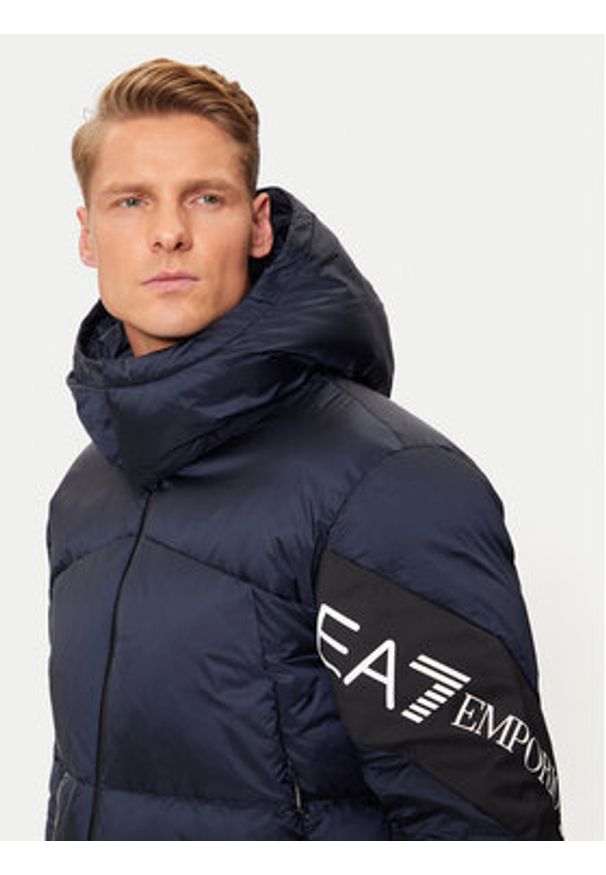EA7 Emporio Armani Kurtka puchowa 6DPB33 PNEOZ 1562 Granatowy Regular Fit. Kolor: niebieski. Materiał: syntetyk