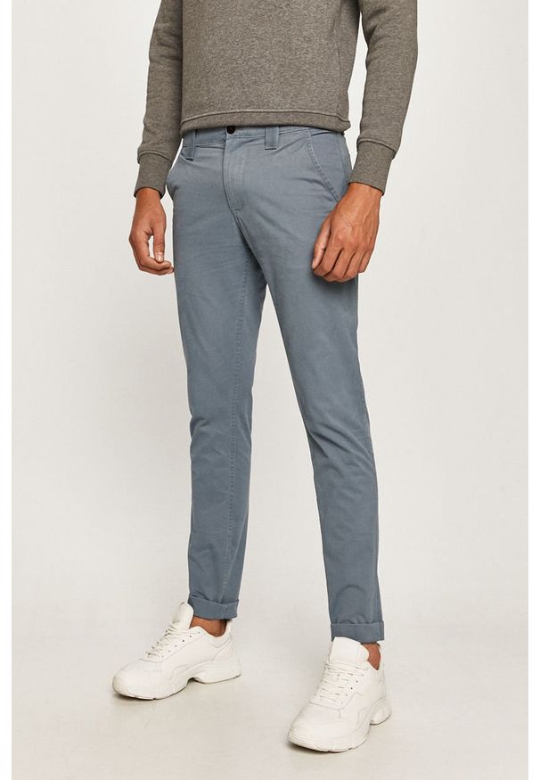 Tommy Jeans - Spodnie DM0DM06518. Kolor: szary, wielokolorowy, niebieski. Materiał: tkanina, bawełna, elastan. Wzór: gładki