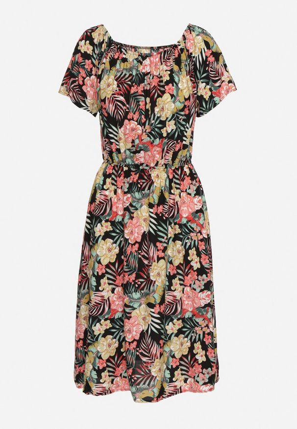 Born2be - Czarno-Różowa Bawełniana Sukienka z Motywem Kwiatowym o Lekko Rozkloszowanym Fasonie Dimivias. Okazja: na co dzień. Kolor: czarny. Materiał: bawełna. Długość rękawa: krótki rękaw. Wzór: kwiaty. Sezon: lato. Typ sukienki: rozkloszowane, proste. Styl: casual, elegancki