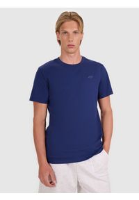 4f - 4F T-shirt regular gładki męski - granatowy 3XL. Okazja: na co dzień. Kolor: niebieski. Materiał: dzianina, bawełna, jersey. Długość rękawa: krótki rękaw. Długość: krótkie. Wzór: gładki. Styl: klasyczny, sportowy, casual