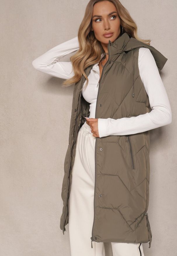 Renee - Ciemnozielona Kamizelka z Pikowaniem Ściągaczami i Kapturem z Możliwością Odpięcia Norinvia. Kolor: zielony. Materiał: jeans, dzianina. Styl: sportowy