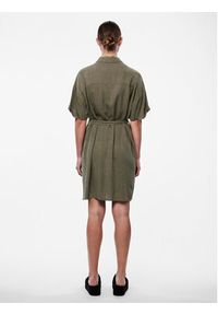 Pieces Sukienka koszulowa 17132920 Zielony Regular Fit. Kolor: zielony. Materiał: wiskoza. Typ sukienki: koszulowe