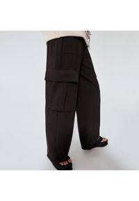 Reserved - RE.DESIGN Spodnie bojówki - Czarny. Kolor: czarny #1