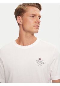 TOMMY HILFIGER - Tommy Hilfiger T-Shirt MW0MW36500 Biały Regular Fit. Kolor: biały. Materiał: bawełna