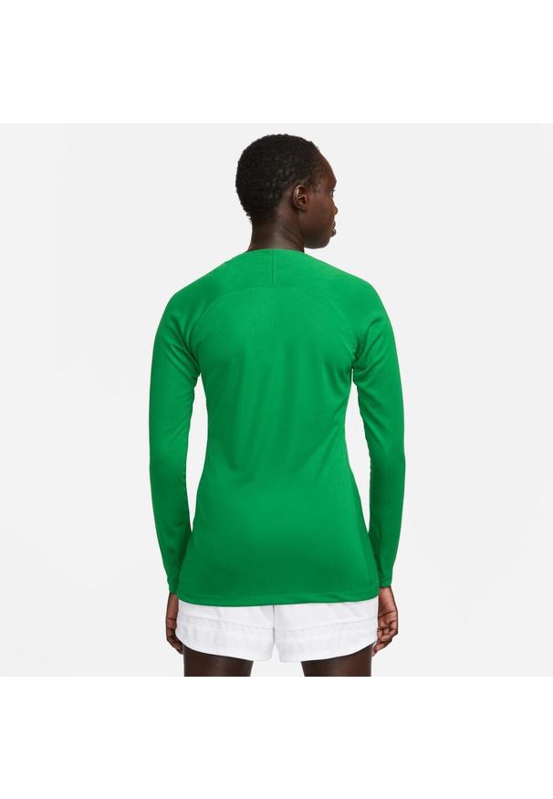 Bluza Nike Dri-FIT Park First Layer, Kobiety. Kolor: zielony. Materiał: poliester, materiał. Technologia: Dri-Fit (Nike)