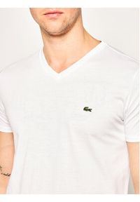 Lacoste T-Shirt TH6710 Biały Regular Fit. Kolor: biały. Materiał: bawełna