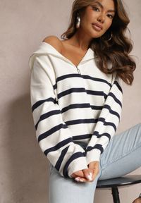 Renee - Biało-Granatowy Golf Sweter ze Ściągaczami w Paski Zapinany na Suwak Likatte. Typ kołnierza: golf. Kolor: biały. Materiał: wiskoza. Wzór: paski