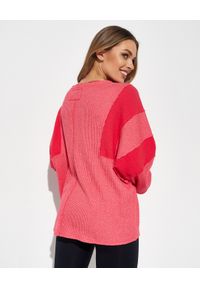 FREE PEOPLE - Różowa bluza Callisto Henley. Typ kołnierza: typu henley. Kolor: różowy, wielokolorowy, fioletowy. Materiał: prążkowany, tkanina. Długość: długie #2