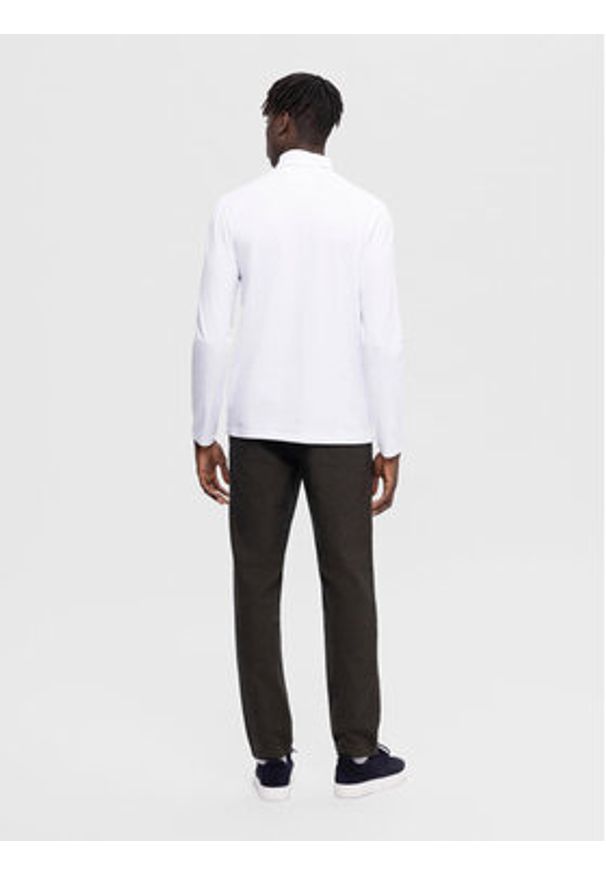 Selected Homme Golf 16081962 Biały Regular Fit. Typ kołnierza: golf. Kolor: biały. Materiał: bawełna