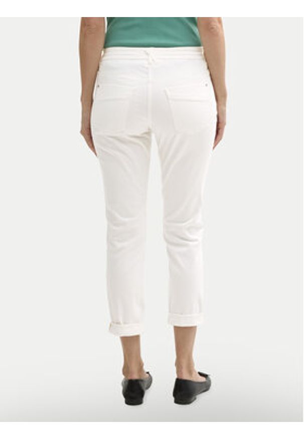 Tom Tailor Spodnie materiałowe 1040963 Biały Tapered Fit. Kolor: biały. Materiał: bawełna