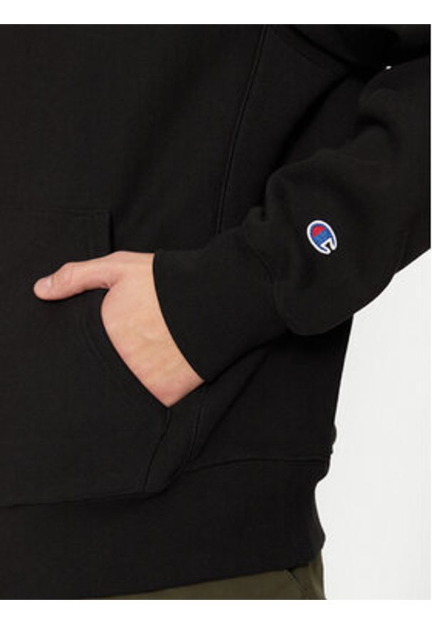Champion Bluza 220706 Czarny Relaxed Fit. Kolor: czarny. Materiał: bawełna