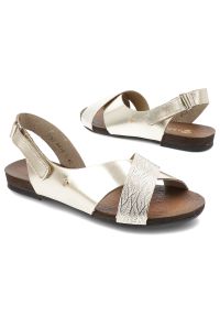 Sandały damskie Armodo, cholewka ze skóry naturalnej z kontrastowym plecionym paskiem o wzorzystym wykończeniu, złote, 40141. Okazja: na co dzień. Zapięcie: pasek. Kolor: złoty. Materiał: skóra. Sezon: lato. Styl: casual, elegancki #2