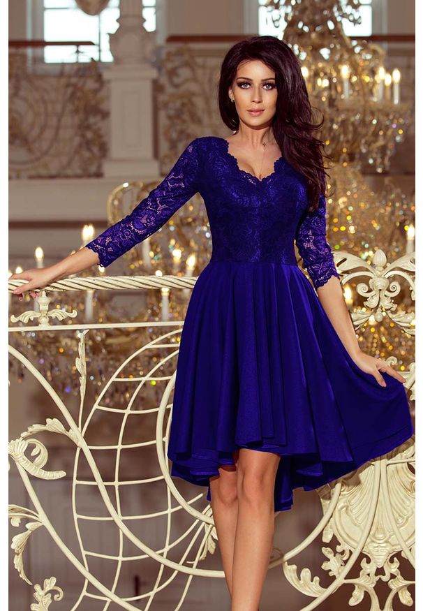 Numoco - Wieczorowa Asymetryczna Sukienka z Koronką - Chabrowa. Kolor: niebieski. Materiał: koronka. Wzór: koronka. Typ sukienki: asymetryczne. Styl: wizytowy