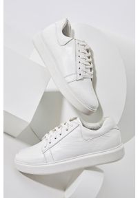 Answear Lab buty skórzane kolor biały. Nosek buta: okrągły. Zapięcie: sznurówki. Kolor: biały. Materiał: skóra