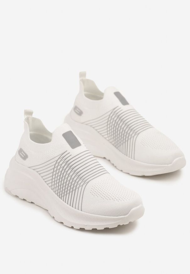 Renee - Biało-Szare Buty Sportowe Sneakersy na Tłoczonej Platformie z Elastyczną Cholewką Velmio. Okazja: na co dzień. Kolor: biały. Materiał: jeans. Szerokość cholewki: normalna. Obcas: na platformie