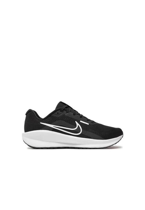 Buty do biegania męskie Nike Downshifter 13. Kolor: czarny, biały, wielokolorowy. Model: Nike Downshifter. Sport: bieganie