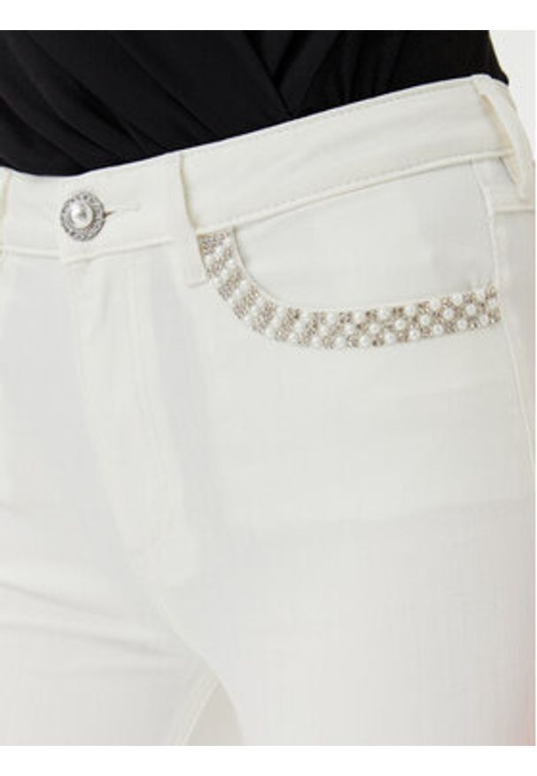Guess Jeansy W5GA46 D5N71 Biały Skinny Fit. Kolor: biały
