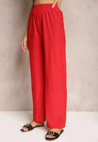 Renee - Czerwone Spodnie High Waist z Ażurowym Wzorem Diemia. Okazja: na co dzień. Stan: podwyższony. Kolor: czerwony. Materiał: materiał, jedwab. Wzór: ażurowy. Styl: casual #3