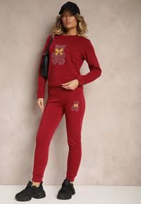 Renee - Bordowy Ocieplany Komplet Dresowy z Bawełny Zdobiony Cyrkoniami Bluza i Spodnie z Gumką Nelionis. Kolor: czerwony. Materiał: dresówka, bawełna. Wzór: aplikacja #3