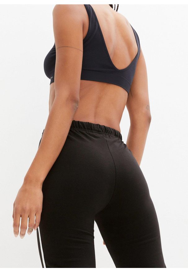 bonprix - Rybaczki sportowe 3/4. Kolor: czarny. Materiał: bawełna, guma. Styl: sportowy