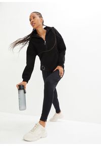 bonprix - Lekkie spodnie sportowe z wiskozy. Kolor: czarny. Materiał: wiskoza. Styl: sportowy #2