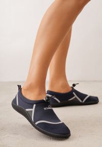 Born2be - Granatowe Elastyczne Buty Sportowe do Wody Ralvie. Okazja: na plażę. Kolor: niebieski. Materiał: len, bawełna. Sezon: lato #4