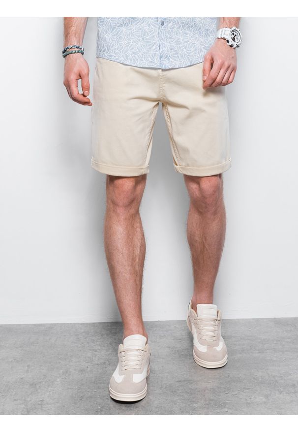 Ombre Clothing - Krótkie spodenki męskie casual W303 - jasnobeżowe - XXL. Okazja: na co dzień. Kolor: beżowy. Materiał: tkanina, bawełna, elastan. Długość: krótkie. Sezon: lato. Styl: casual