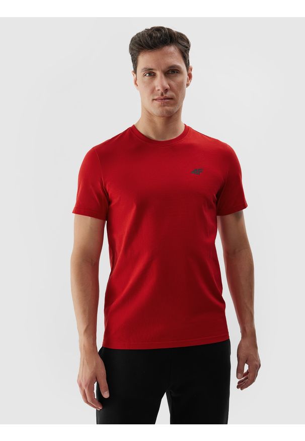 4f - 4F T-shirt regular gładki męski - czerwony S. Okazja: na co dzień. Kolor: czerwony. Materiał: bawełna, jersey, dzianina. Długość rękawa: krótki rękaw. Długość: krótkie. Wzór: gładki. Styl: sportowy, casual