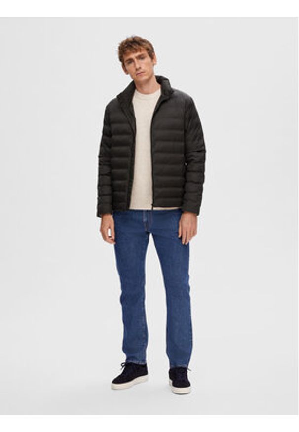 Selected Homme Kurtka przejściowa 16089395 Czarny Regular Fit. Kolor: czarny. Materiał: syntetyk