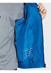 Calvin Klein Jeans Kurtka bomber J30J322942 Niebieski Regular Fit. Kolor: niebieski. Materiał: syntetyk #2