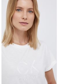 Calvin Klein T-shirt bawełniany kolor biały. Okazja: na co dzień. Kolor: biały. Materiał: bawełna. Wzór: haft. Styl: casual