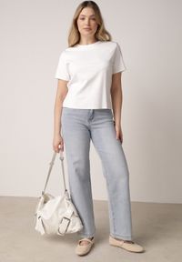 Born2be - Biały Bawełniany T-shirt w Klasycznym Stylu Hetita. Okazja: na co dzień. Kolor: biały. Materiał: bawełna. Wzór: haft. Styl: klasyczny #4