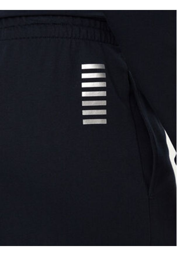 EA7 Emporio Armani Szorty sportowe 8NPS65 PJVRZ 1562 Granatowy. Kolor: niebieski. Materiał: bawełna. Styl: sportowy