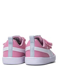 Sneakersy dziecięce różowe Puma Courtflex V2 V Inf. Okazja: na co dzień. Zapięcie: rzepy. Kolor: różowy. Materiał: materiał. Szerokość cholewki: normalna