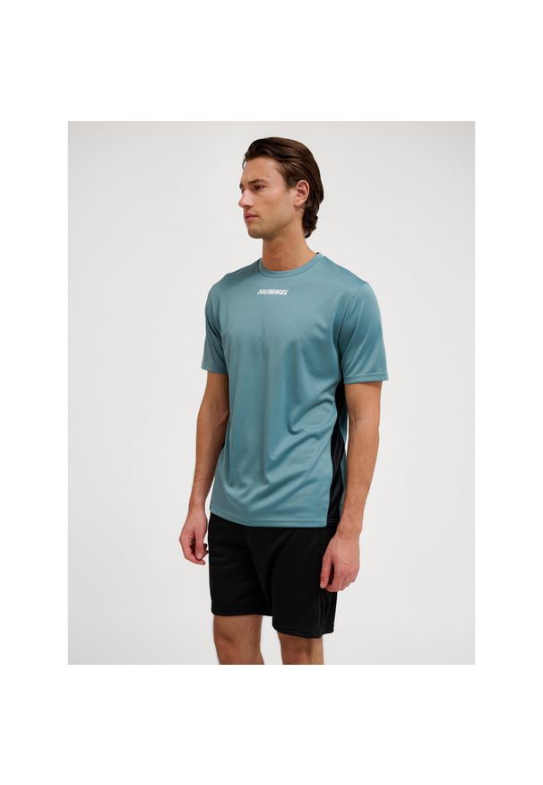 Koszulka Hummel Multi Pl. Kolor: niebieski. Sport: piłka nożna