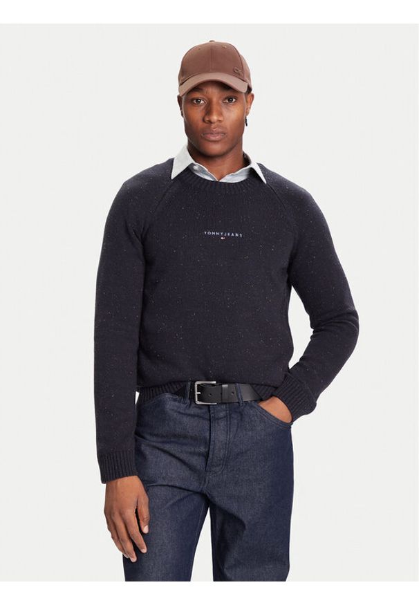 Tommy Jeans Sweter DM0DM22097 Granatowy Regular Fit. Kolor: niebieski. Materiał: syntetyk