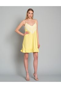 Pinko - PINKO - Sukienka z kryształami. Kolor: żółty. Materiał: koronka. Długość rękawa: na ramiączkach. Wzór: aplikacja, koronka. Sezon: lato. Styl: elegancki #3